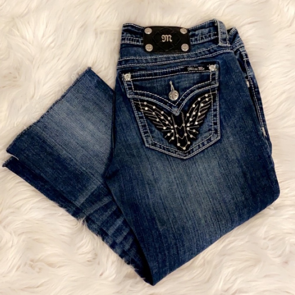Miss Me Self-frayed Capri Jeans black wing design